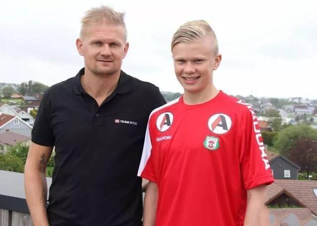 拉门斯：我是看库尔图瓦的比赛长大的，诺伊尔也是我的榜样（拉门斯：从小看库尔图瓦踢球成长，诺伊尔亦是我的偶像）