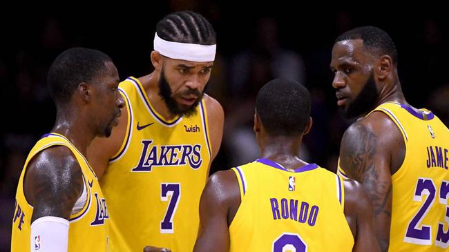 这队踢得像巅峰巴萨（这队踢出巅峰巴萨的风采）