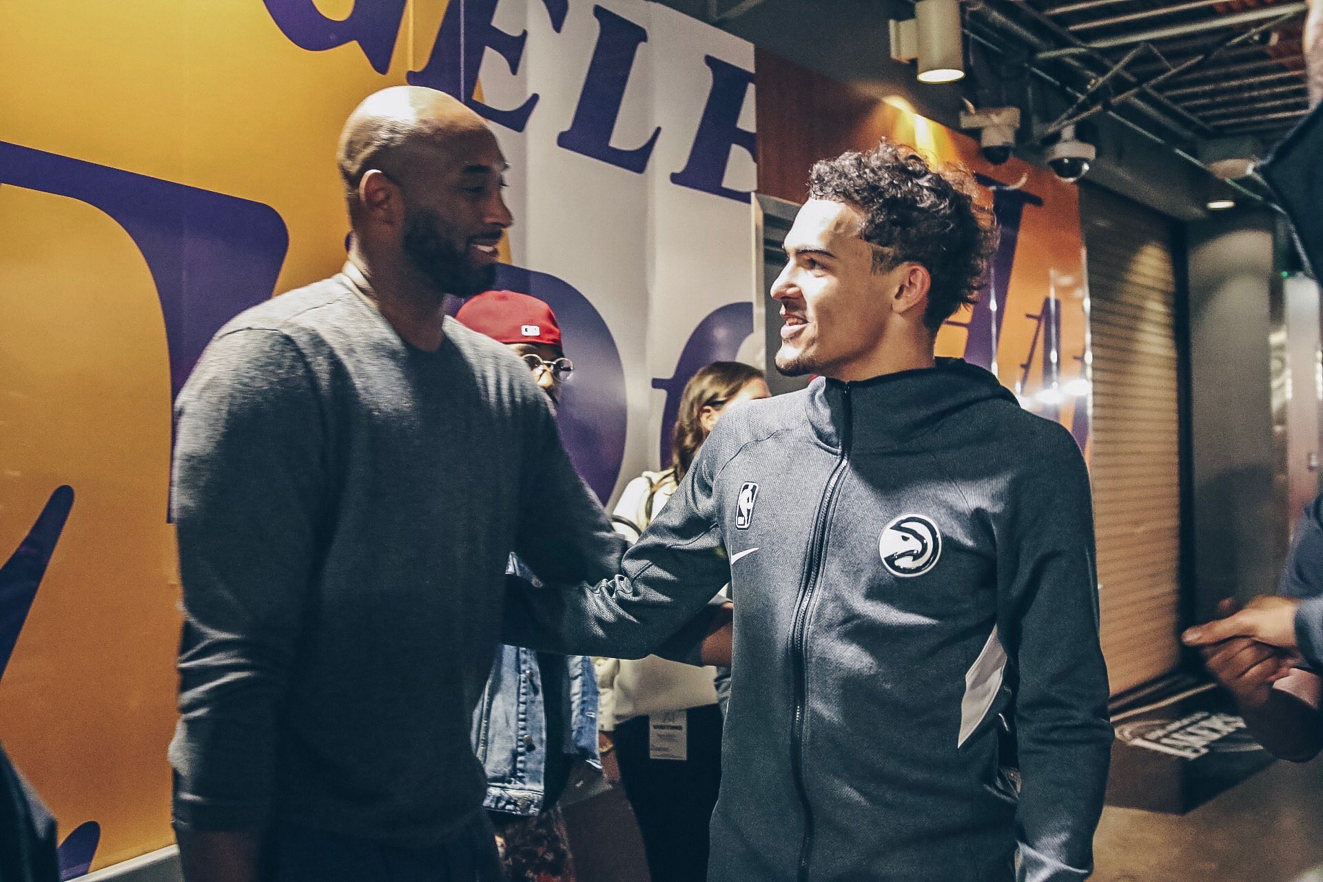 为何亲斯内德？穆帅：斯内德给了我三冠王，那是最棒的一年（穆帅谈为何偏爱斯内德：他助我夺三冠，那是我最好的一个赛季）