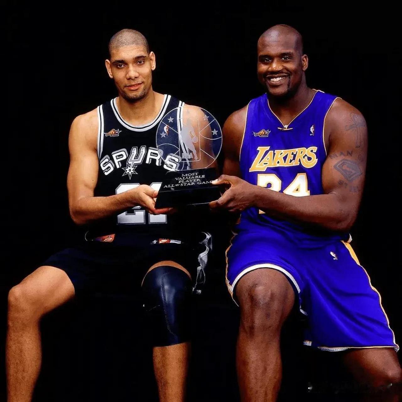 德佬：那不勒斯比去年更强；我喜欢意大利诺这样的教练（德佬：那不勒斯实力较上赛季更胜一筹；我欣赏意大利诺这样的主帅）