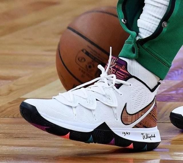 TNT：拜仁密切关注中日德兰队21岁智利边锋达里奥-奥索里奥（TNT称拜仁正在跟踪考察中日德兰21岁智利边锋达里奥·奥索里奥）