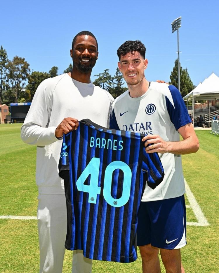 恐怖阵容深度！雷霆13人出场全部得分，12人有三分入账（阵容深度拉满！雷霆13人轮换全员得分，12人命中三分）