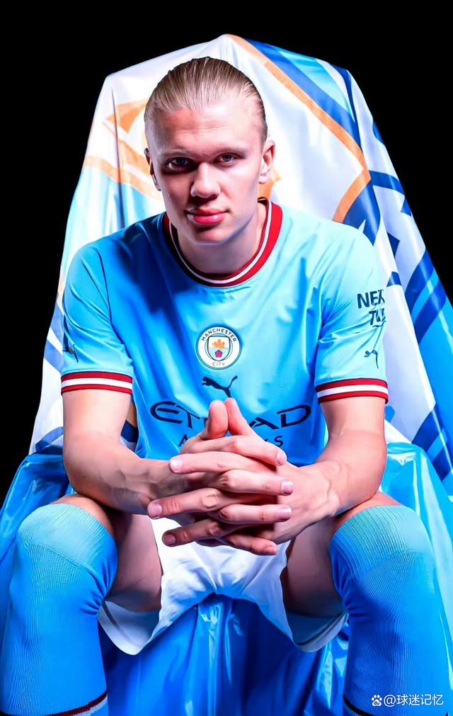 森保一：早上我会双手合十心怀感恩，有时我不换衣服保持好运（森保一：清晨合十心存感激，偶尔不换衣服延续好运）