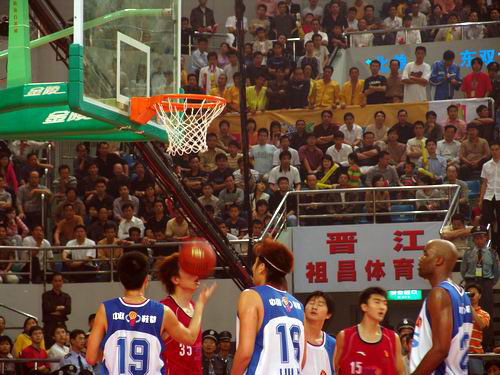 图片报：特狮和菲尔克鲁格冬窗可能转会以获得参加世界杯机会（图片报：为争世界杯名额，特狮与菲尔克鲁格或在冬窗寻求转会）