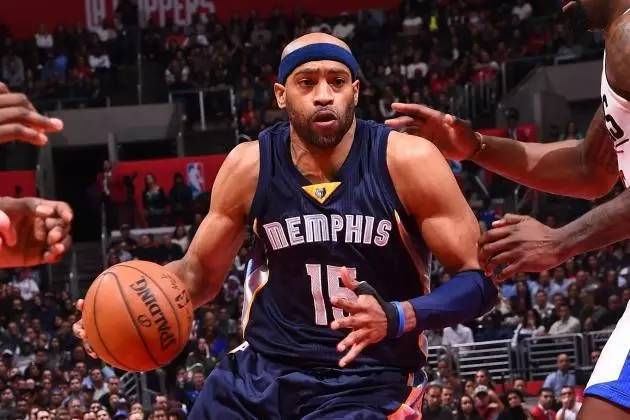 罗伊斯一脚 罗伊斯一脚