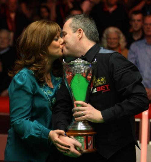 边路拉扯 边路拉扯